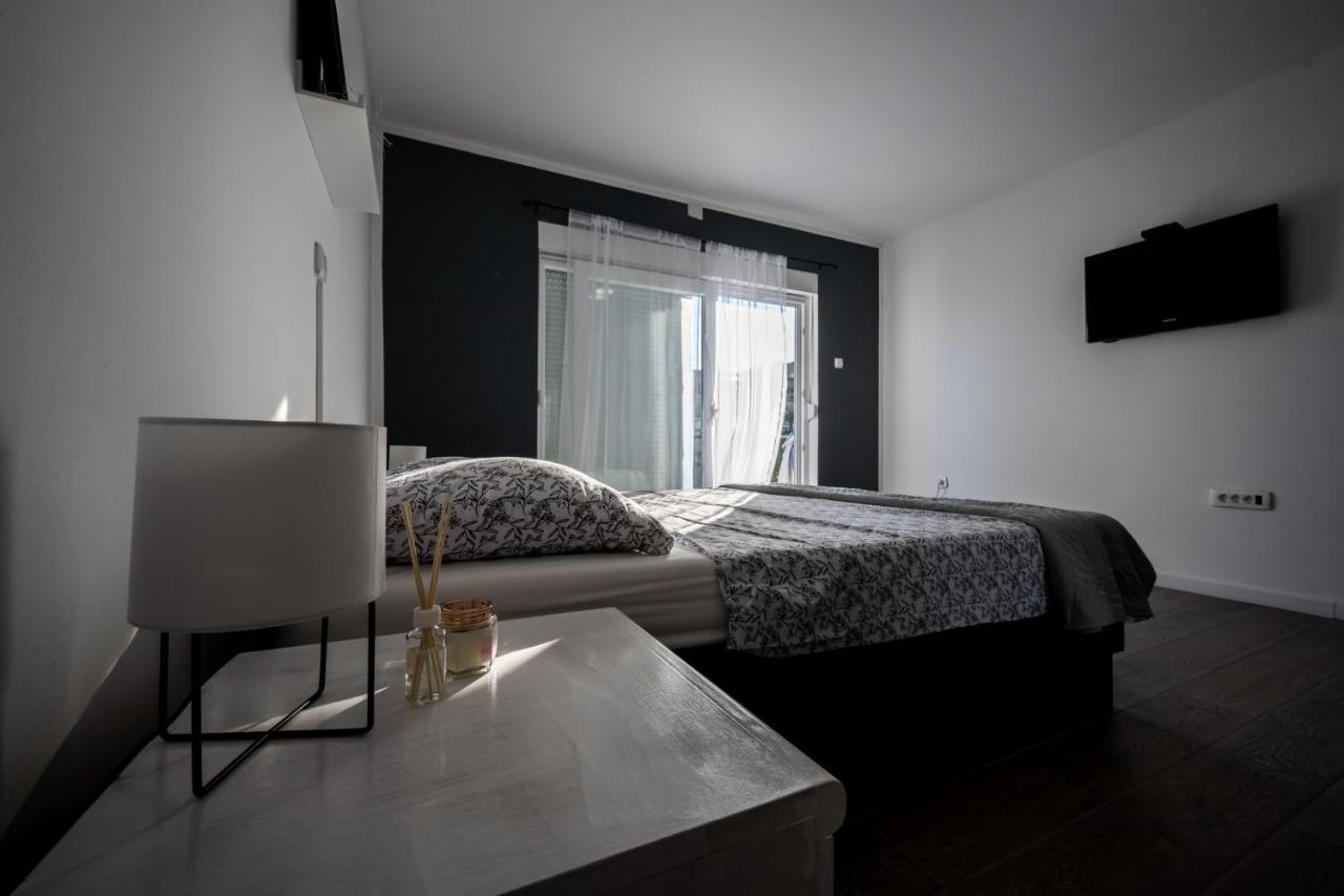 Hedonist Apartment Шибеник Экстерьер фото